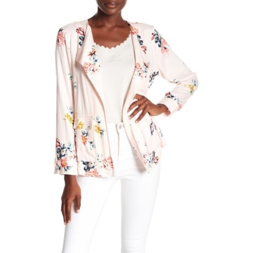 DR2 by Daniel Rainn Peplum Back Lightweight Jacket